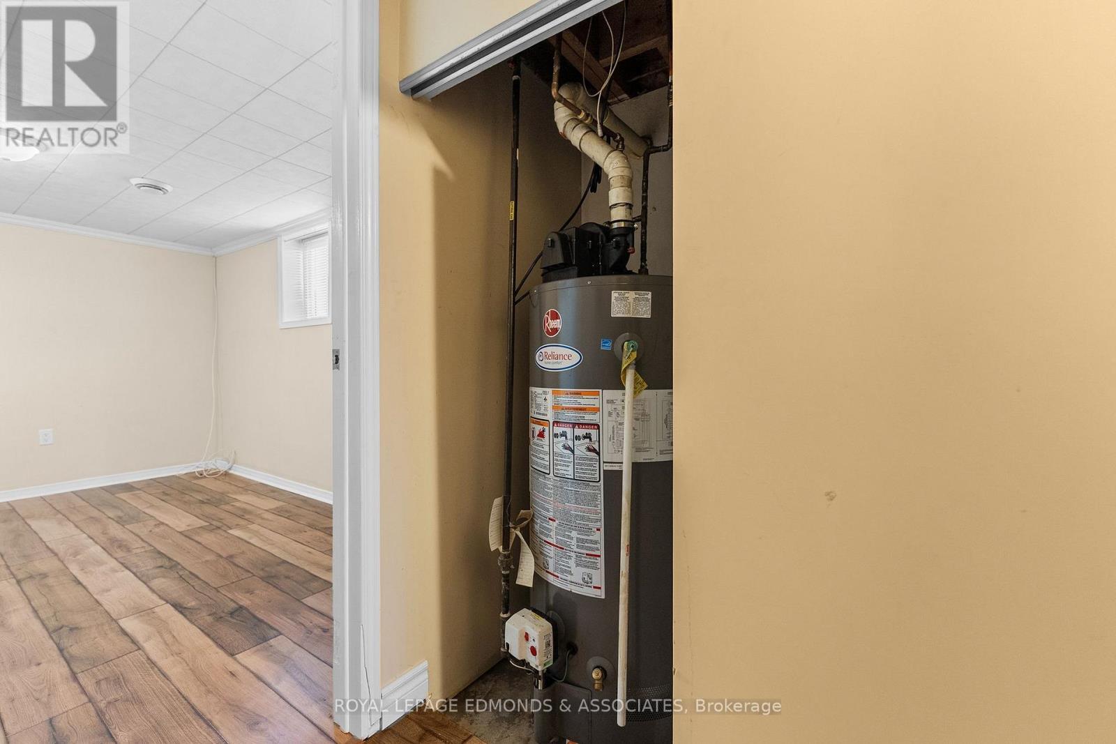












498 ESTELLE STREET

,
Pembroke,




Ontario
K8A3G8

