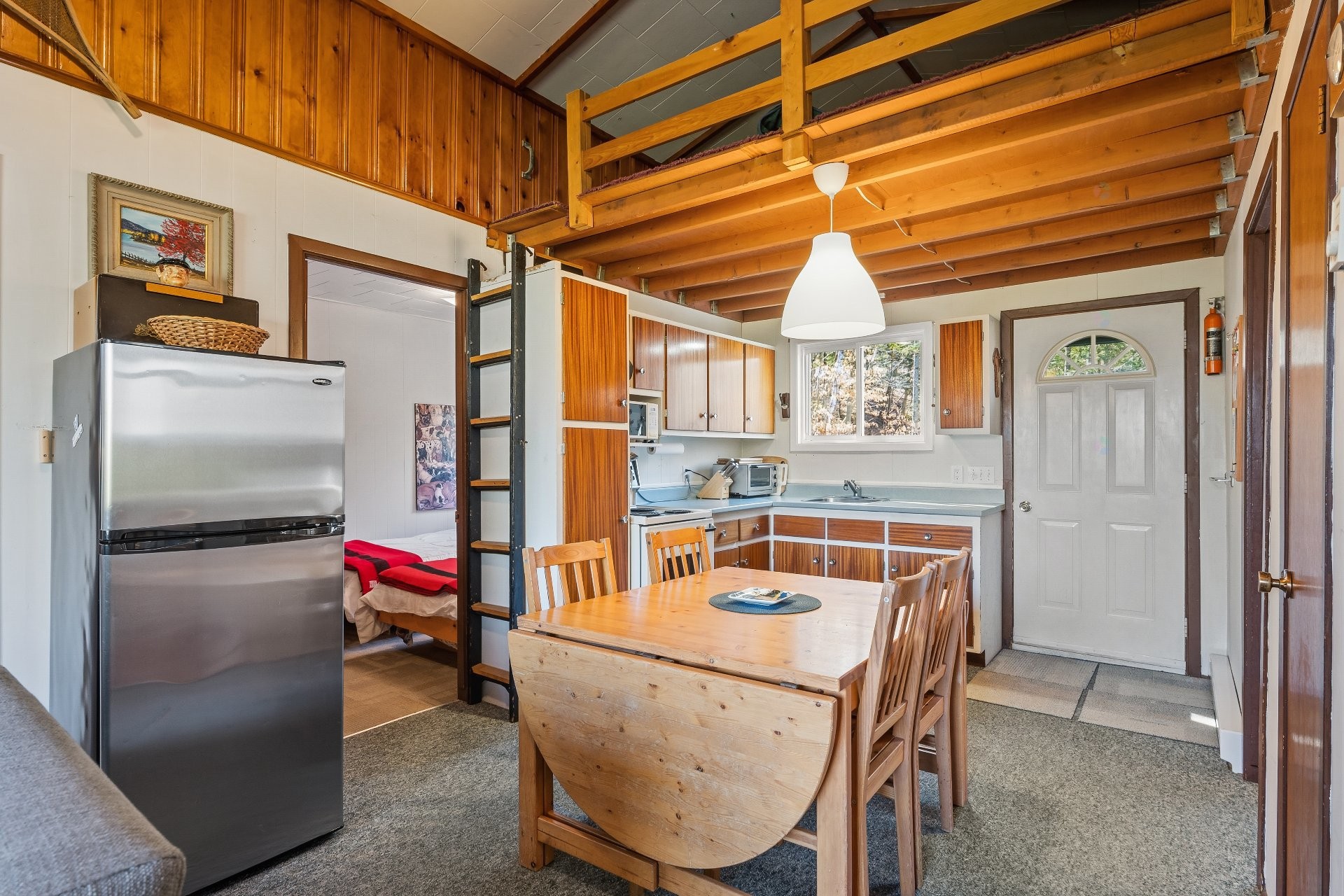 









350


Ch. du Lac-Dufour

,
Mont-Tremblant,




QC
J8E2H8

