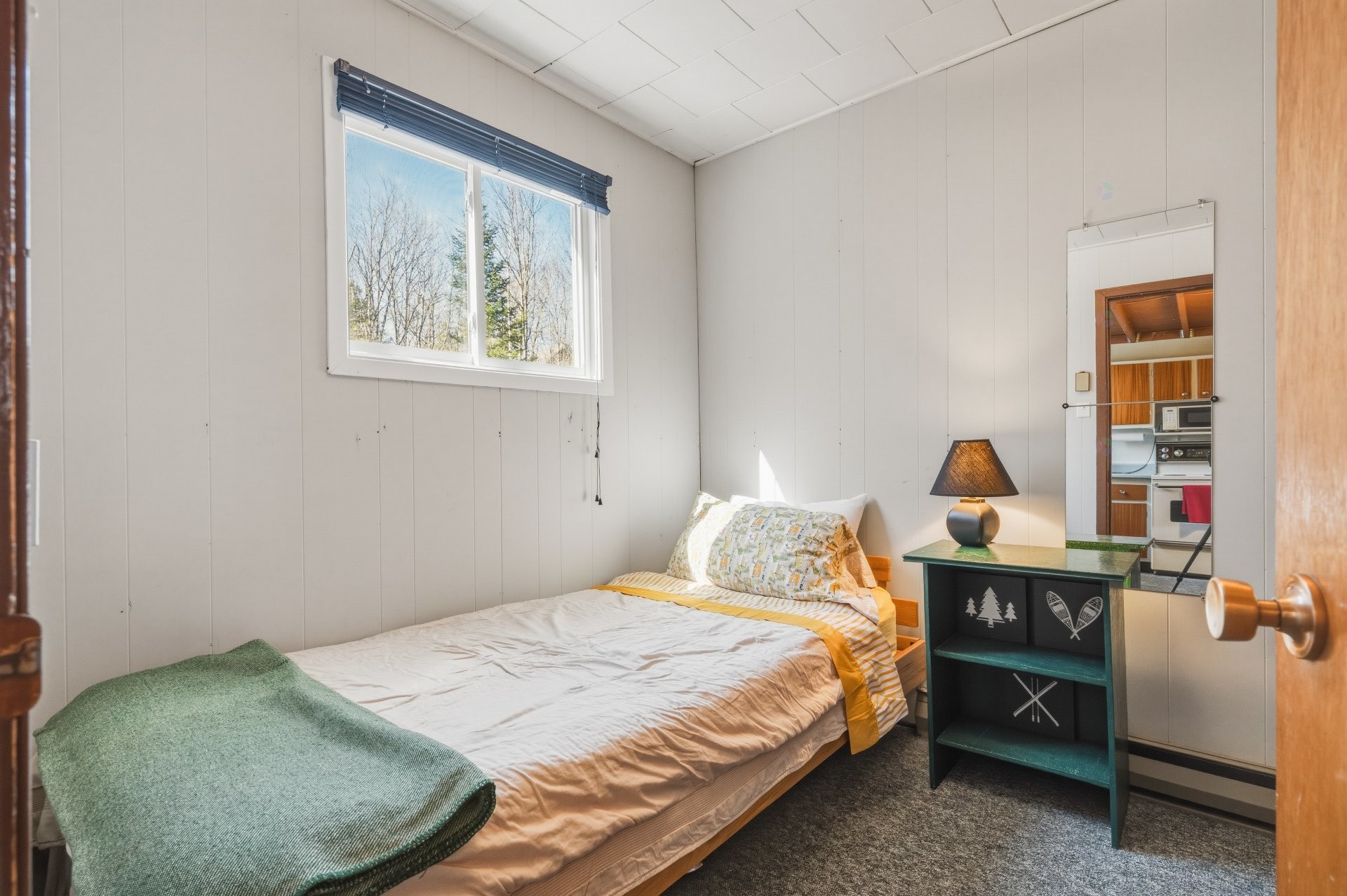









350


Ch. du Lac-Dufour

,
Mont-Tremblant,




QC
J8E2H8

