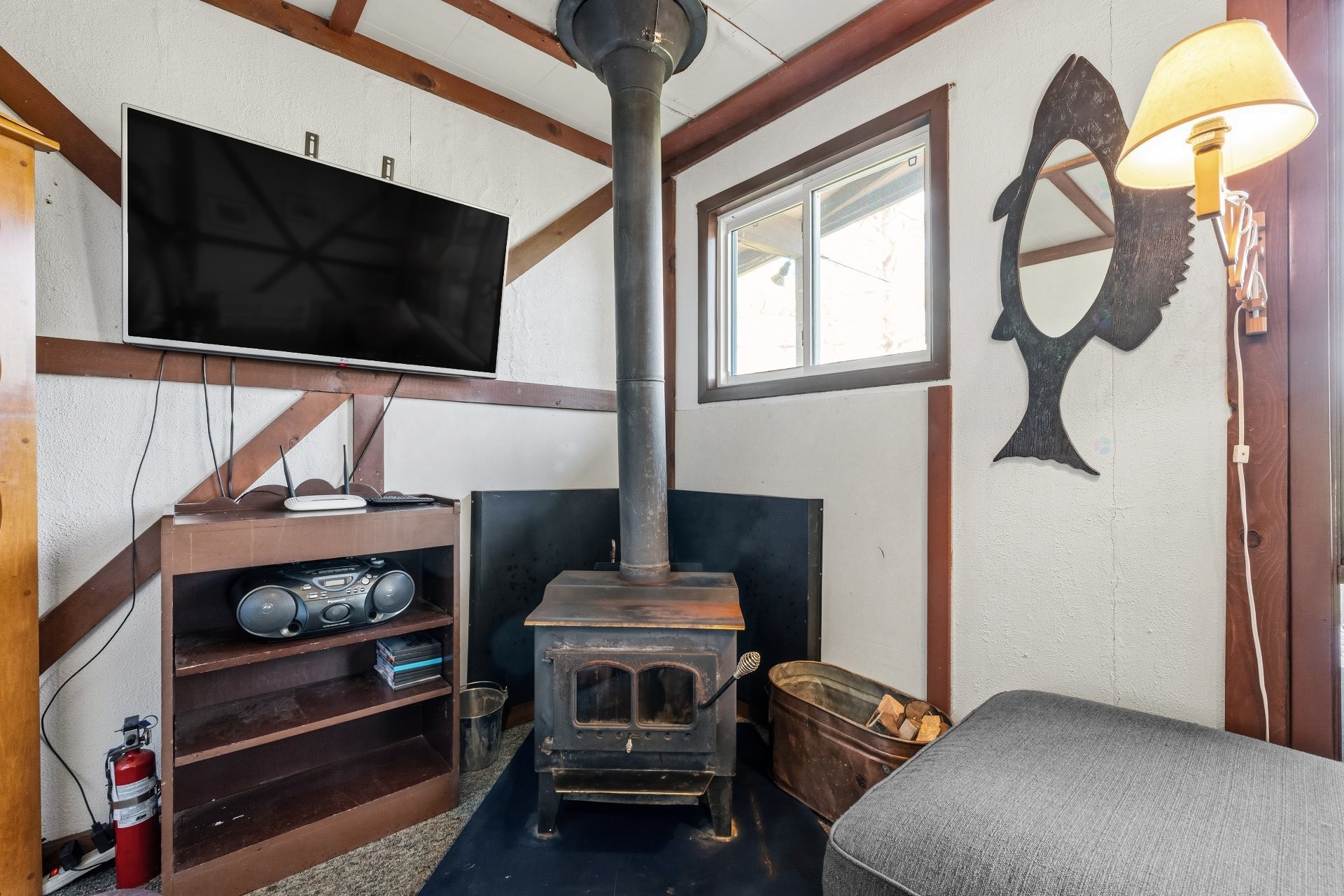 









350


Ch. du Lac-Dufour

,
Mont-Tremblant,




QC
J8E2H8

