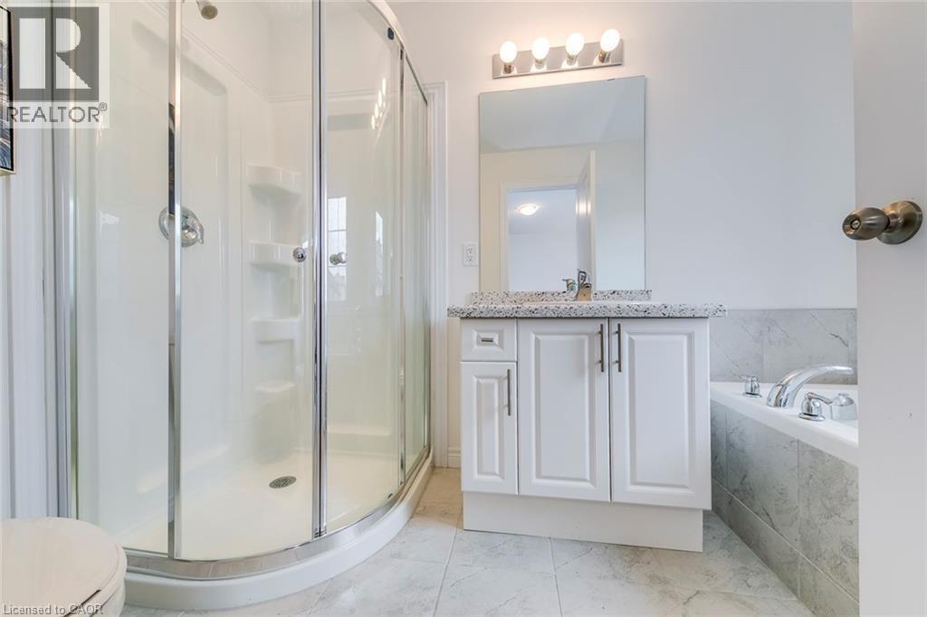 












16 DAYMAN Drive

,
Ancaster,




Ontario
L9K0J9

