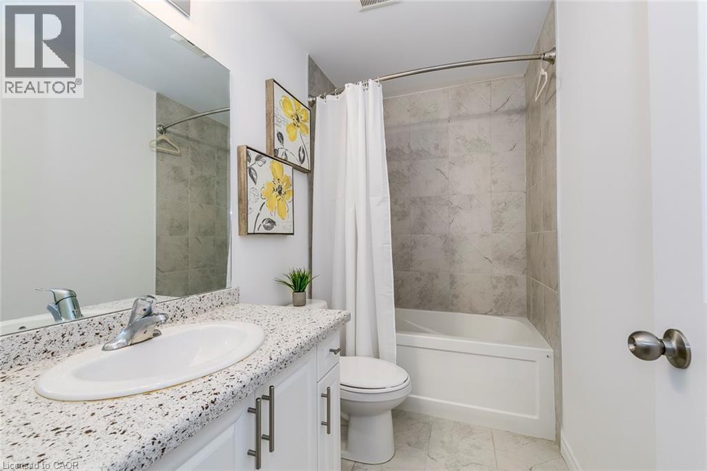 












16 DAYMAN Drive

,
Ancaster,




Ontario
L9K0J9

