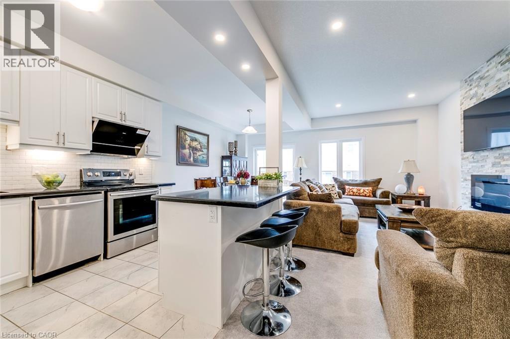 












16 DAYMAN Drive

,
Ancaster,




Ontario
L9K0J9

