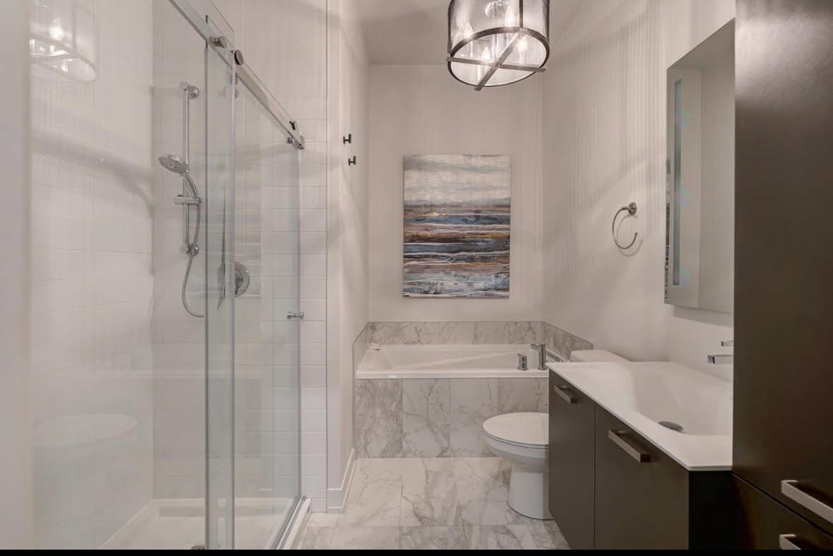 









1900


Rue Émile-Martineau

, 509,
Laval (Laval-des-Rapides),




QC
H7N0G1

