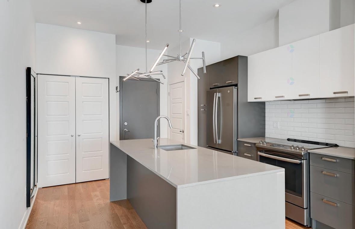 









1900


Rue Émile-Martineau

, 509,
Laval (Laval-des-Rapides),




QC
H7N0G1

