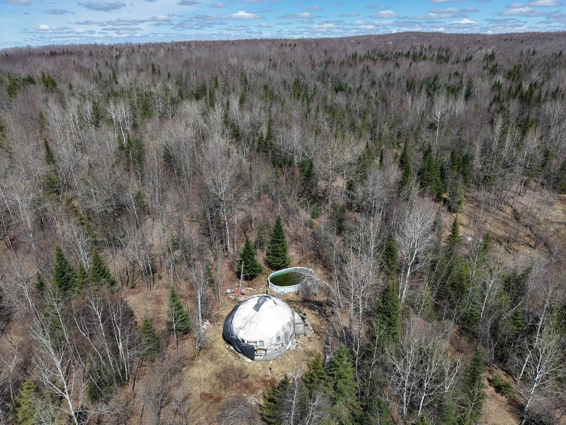 









1705


Route 210

,
Newport,







QC
J0B3A0

