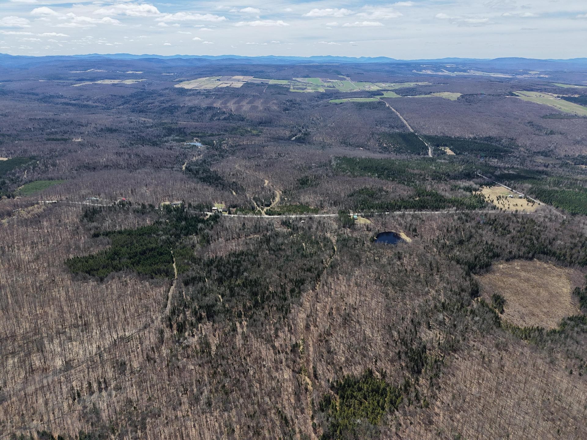 









1705


Route 210

,
Newport,







QC
J0B3A0

