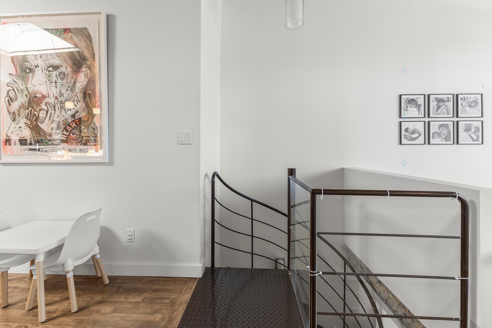 









20


Rue des Soeurs-Grises

, 508-608,
Montréal (Ville-Marie),




QC
H3C5M1

