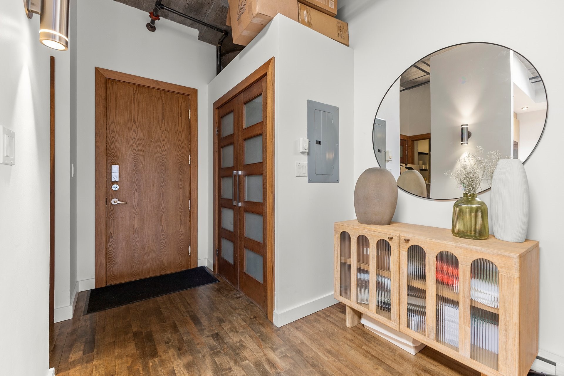 









20


Rue des Soeurs-Grises

, 508-608,
Montréal (Ville-Marie),




QC
H3C5M1

