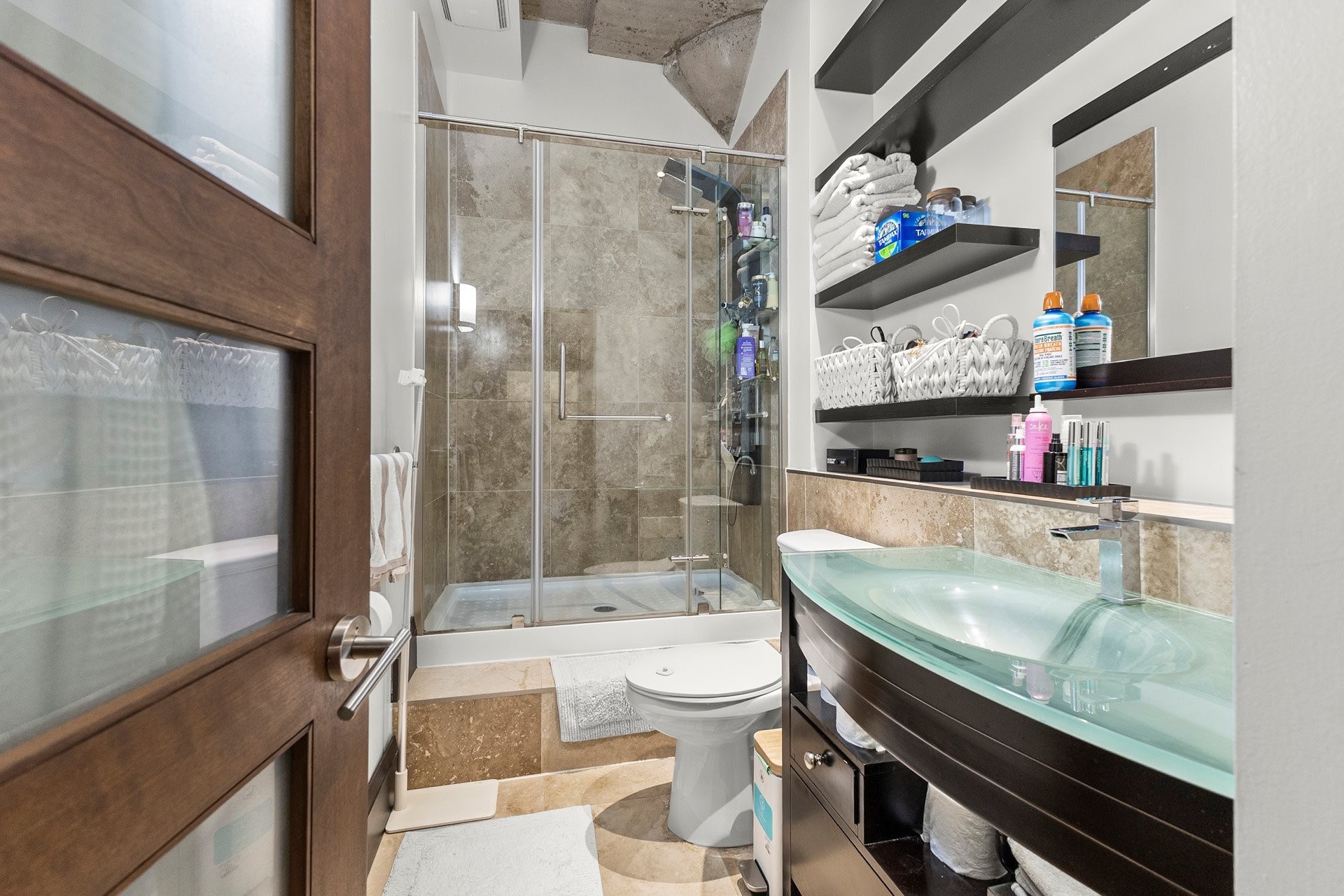 









20


Rue des Soeurs-Grises

, 508-608,
Montréal (Ville-Marie),




QC
H3C5M1

