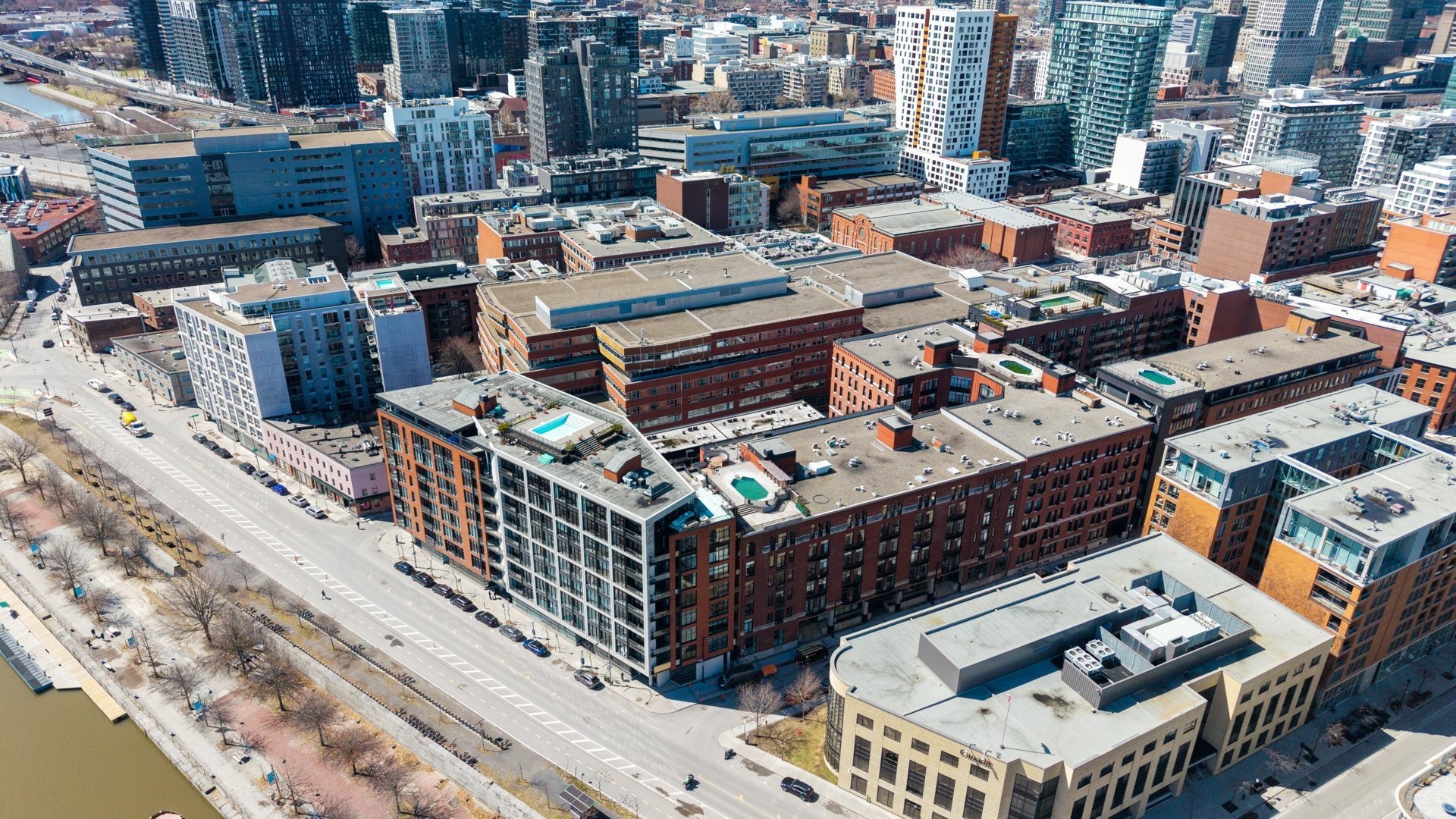 









20


Rue des Soeurs-Grises

, 508-608,
Montréal (Ville-Marie),




QC
H3C5M1

