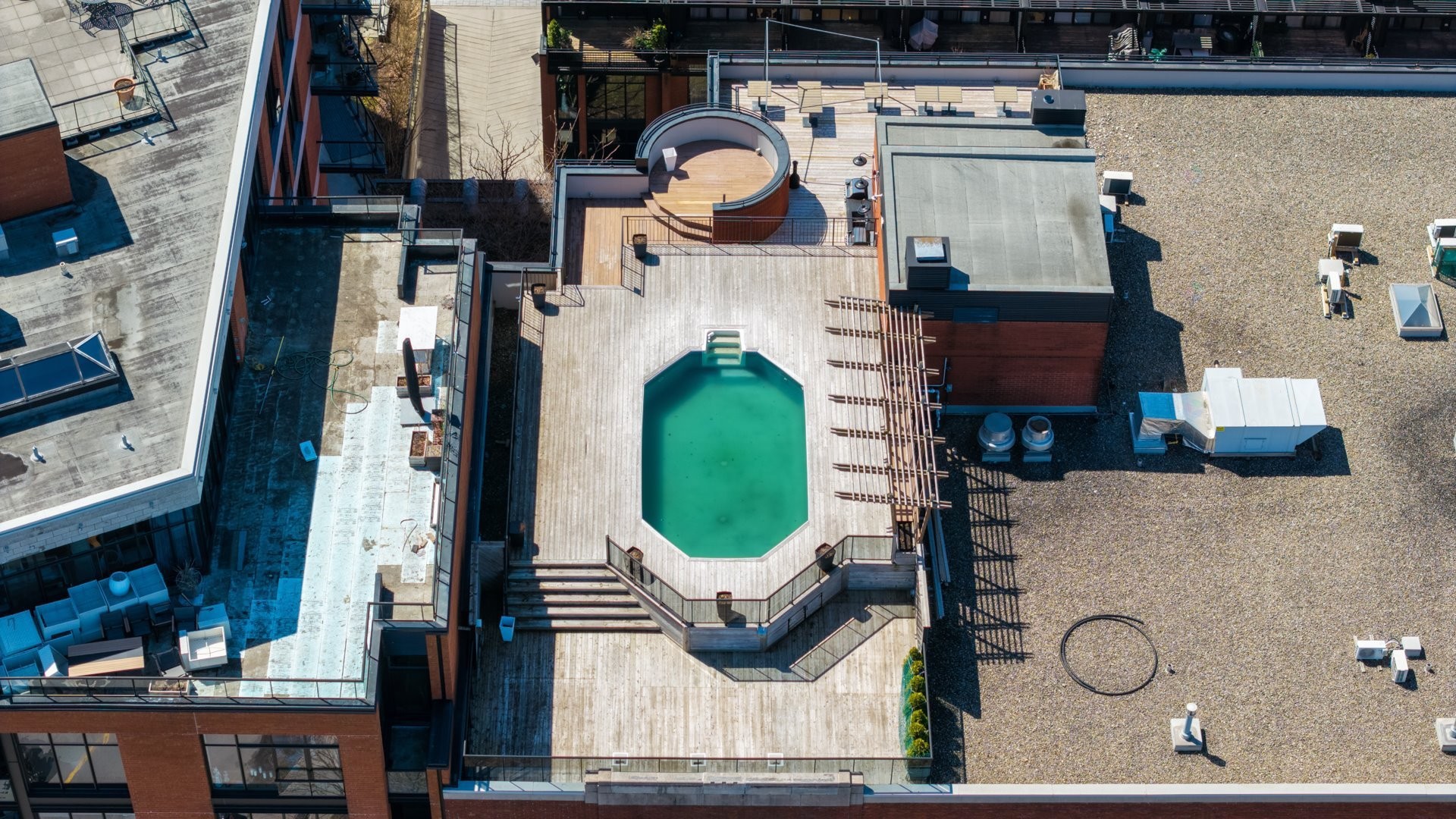 









20


Rue des Soeurs-Grises

, 508-608,
Montréal (Ville-Marie),




QC
H3C5M1

