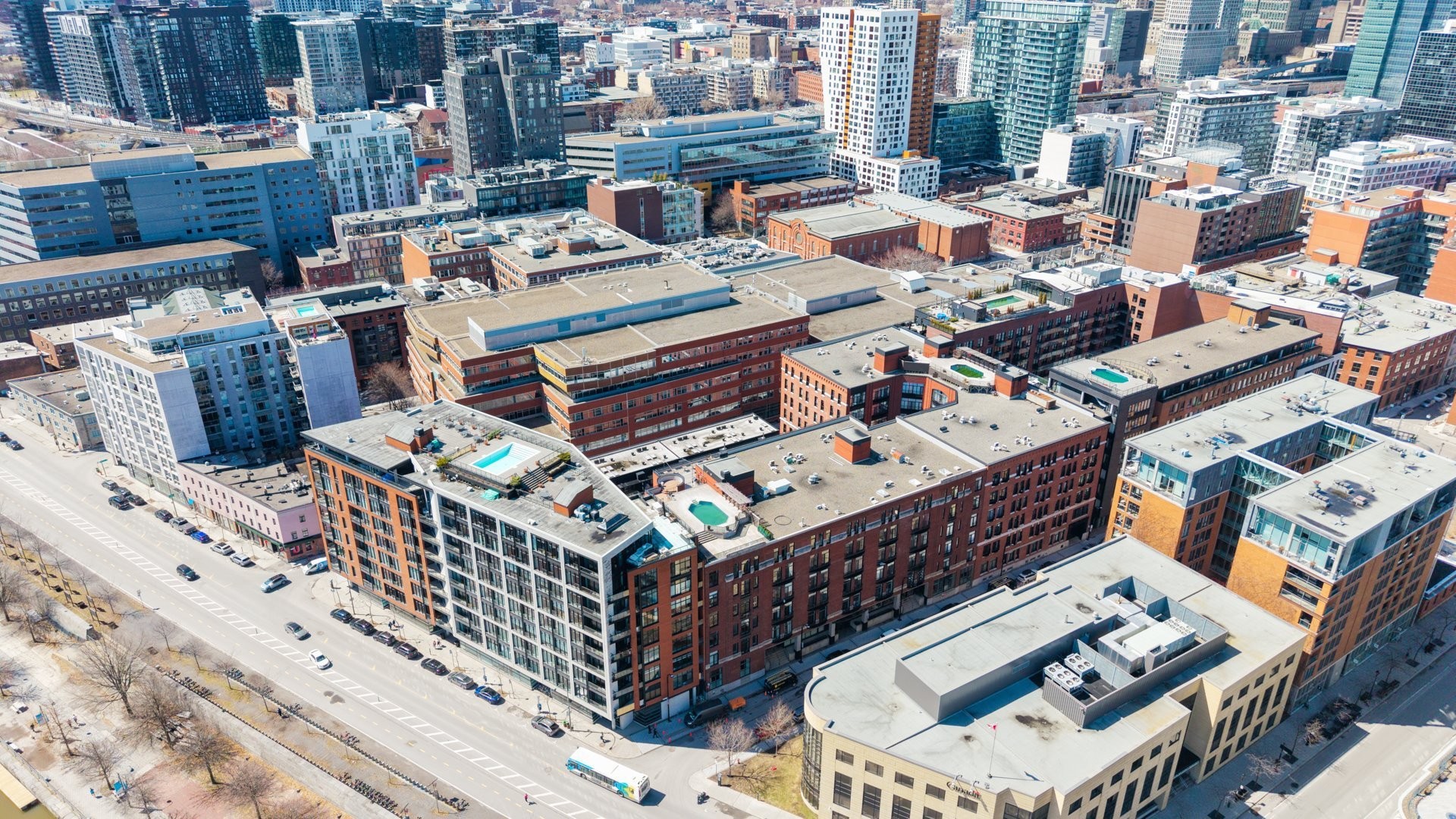 









20


Rue des Soeurs-Grises

, 508-608,
Montréal (Ville-Marie),




QC
H3C5M1


