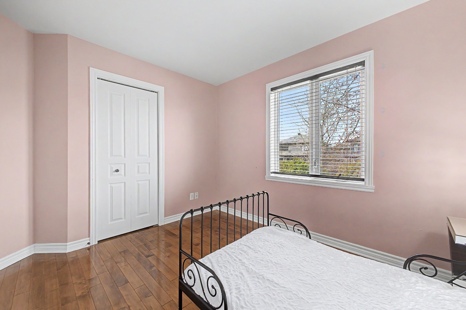 









69


Grand Boulevard O.

,
Saint-Bruno-de-Montarville,




QC
J3V4P6

