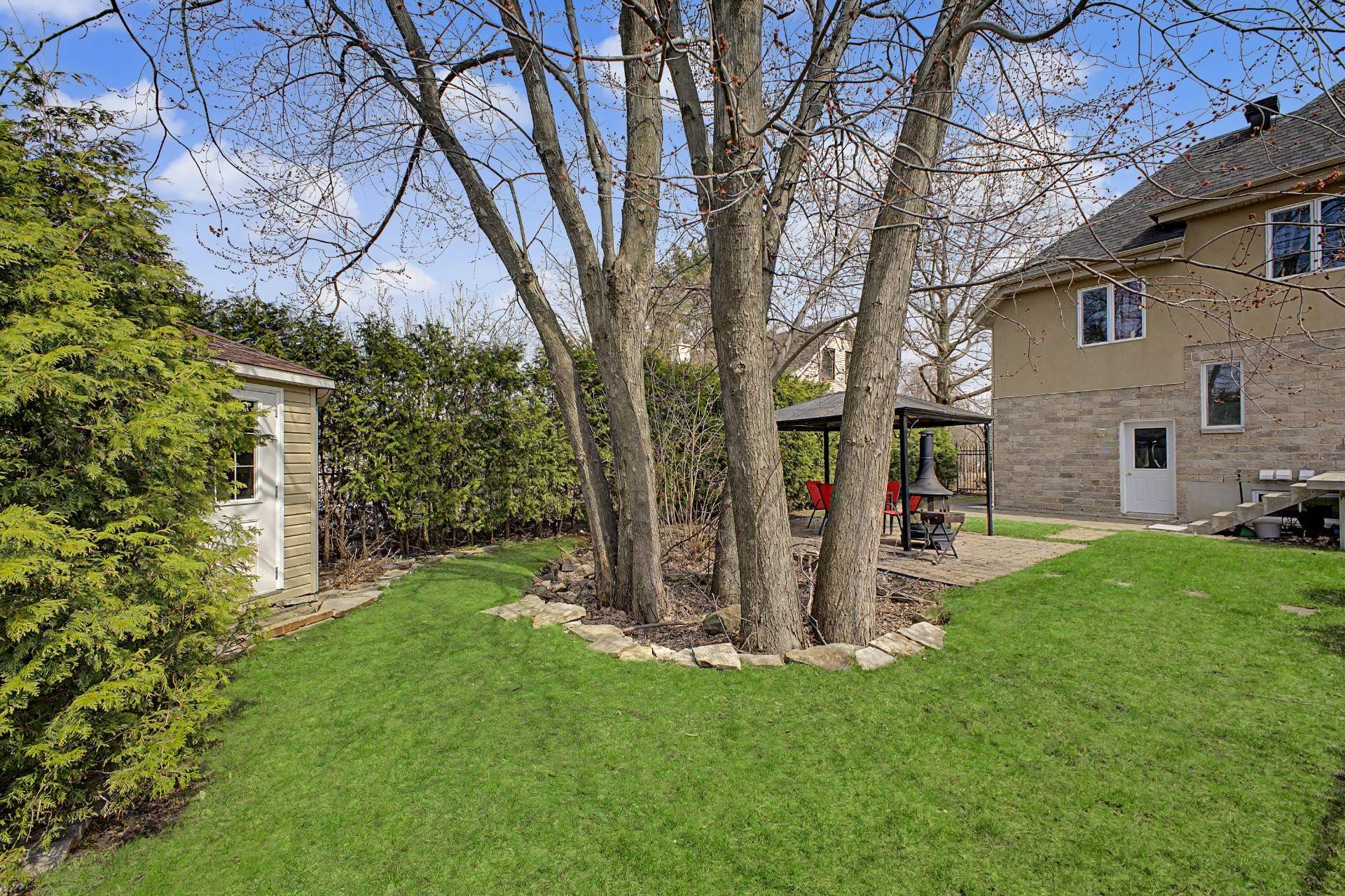 









69


Grand Boulevard O.

,
Saint-Bruno-de-Montarville,




QC
J3V4P6

