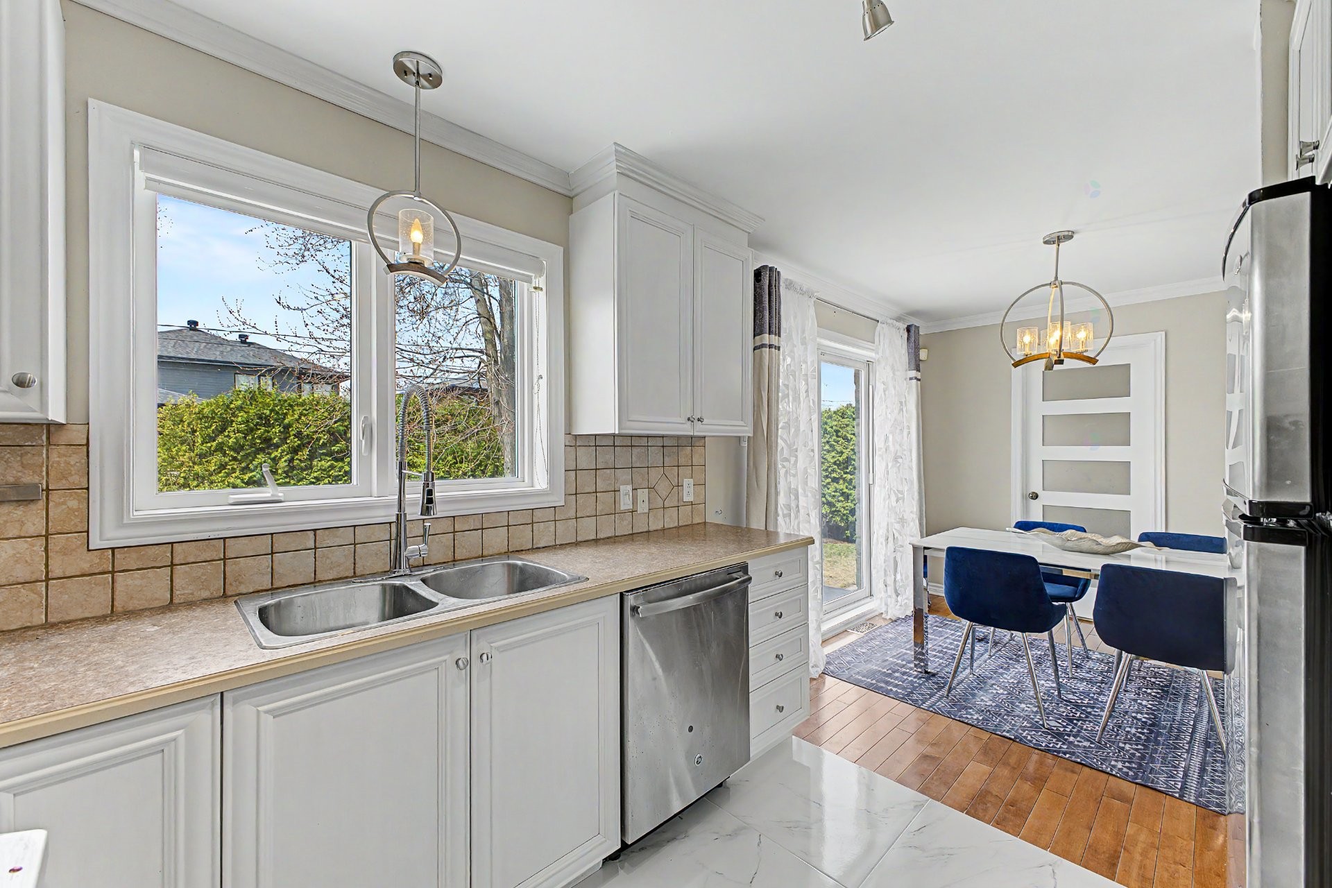 









69


Grand Boulevard O.

,
Saint-Bruno-de-Montarville,




QC
J3V4P6

