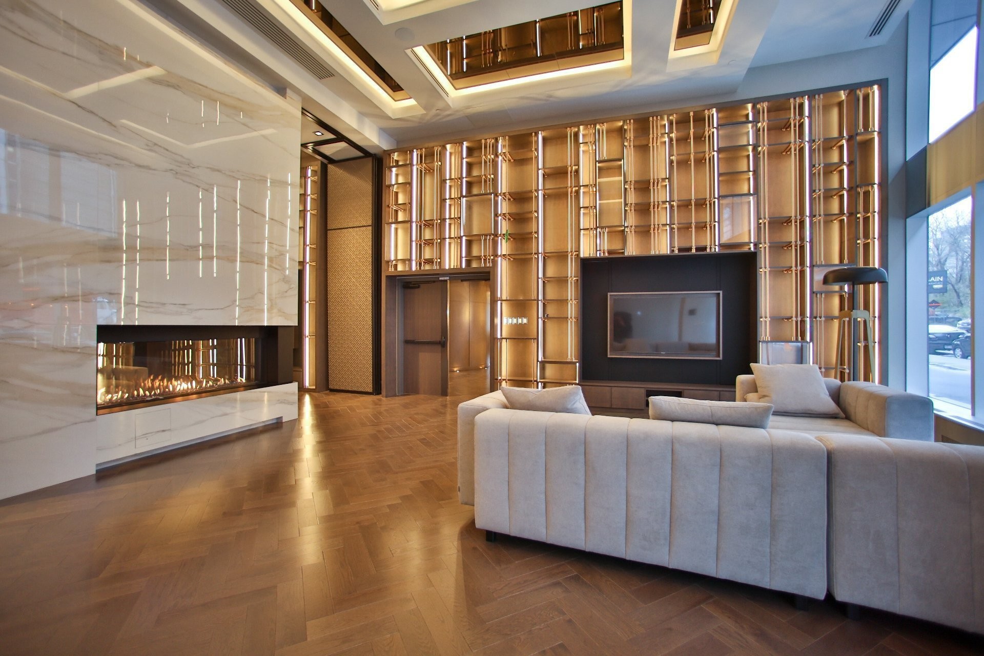 









1288


Rue St-Antoine O.

, 612,
Montréal (Ville-Marie),




QC
H3C0X6

