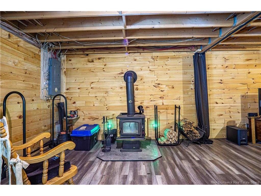 









778


Waasis

RD,
Oromocto,




NB
E2V 2N9


