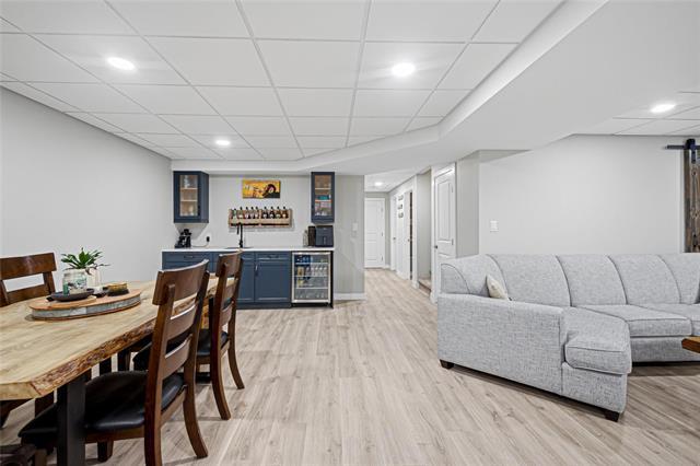 









20


DENBY

COVE,
Niverville,




MB
R0A 0A2

