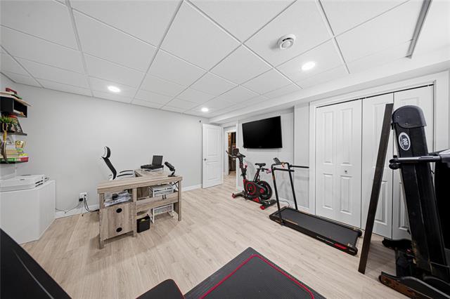 









20


DENBY

COVE,
Niverville,




MB
R0A 0A2


