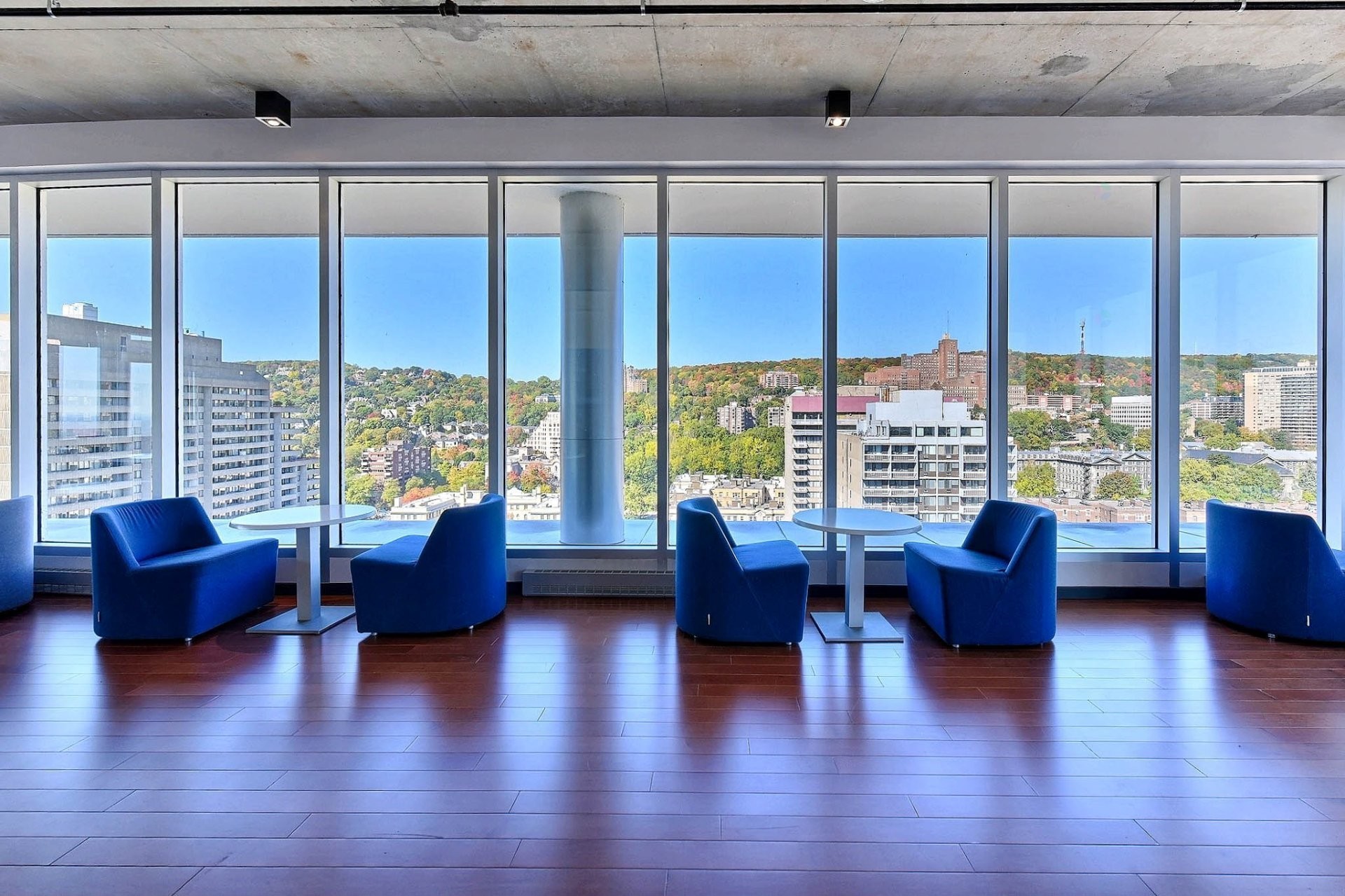 









1414


Rue Chomedey

, 420,
Montréal (Ville-Marie),




QC
H3H0A2

