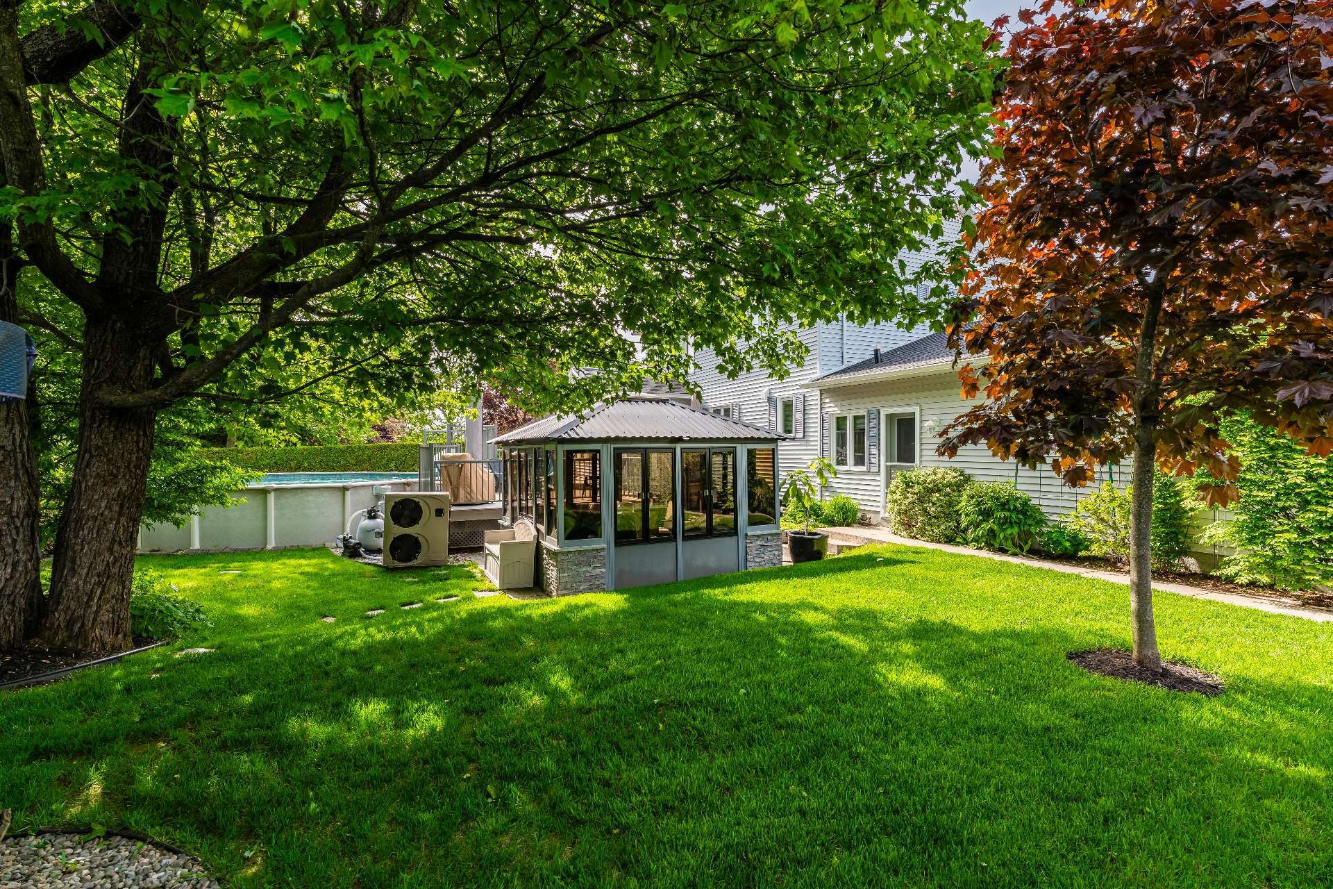 









2540


Rue des Cormiers

,
Sherbrooke (Fleurimont),




QC
J1G4S1

