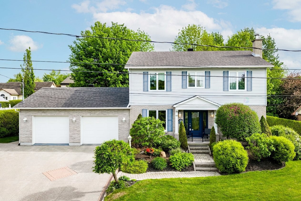 









2540


Rue des Cormiers

,
Sherbrooke (Fleurimont),




QC
J1G4S1

