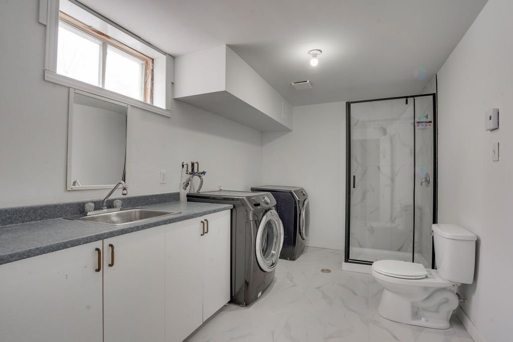 









1683


Rue Joanette

,
Gatineau (Gatineau),




QC
J8P7W6

