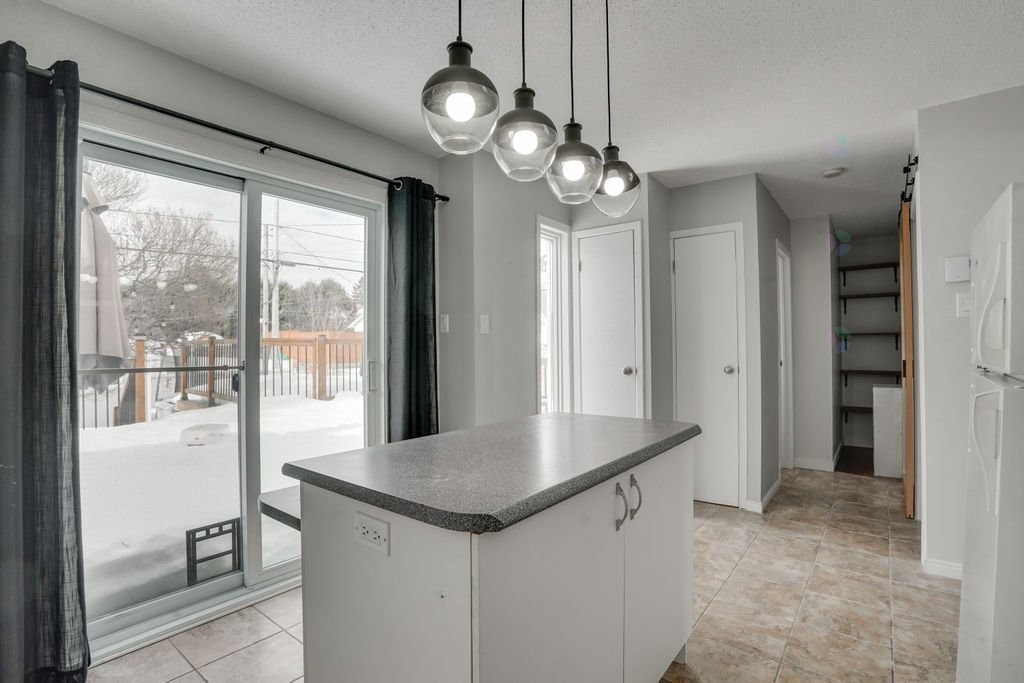 









1683


Rue Joanette

,
Gatineau (Gatineau),




QC
J8P7W6


