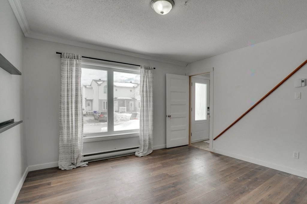 









1683


Rue Joanette

,
Gatineau (Gatineau),




QC
J8P7W6

