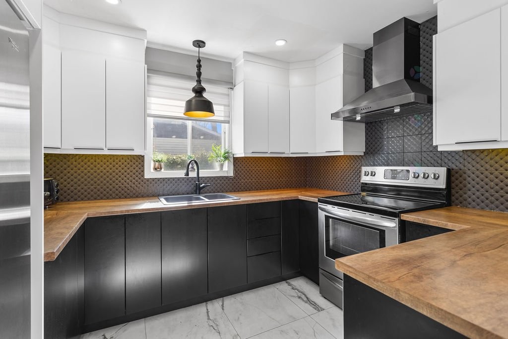 









25


34e Avenue O.

,
Blainville,




QC
J7C3R2

