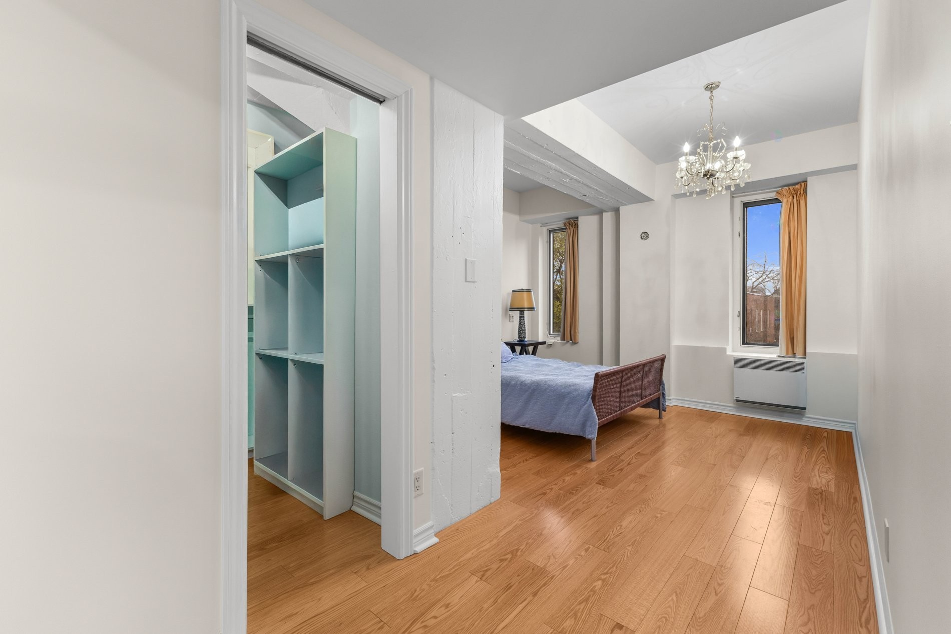 









1275


Av. Van Horne

, 41,
Montréal (Outremont),




QC
H2V1K5

