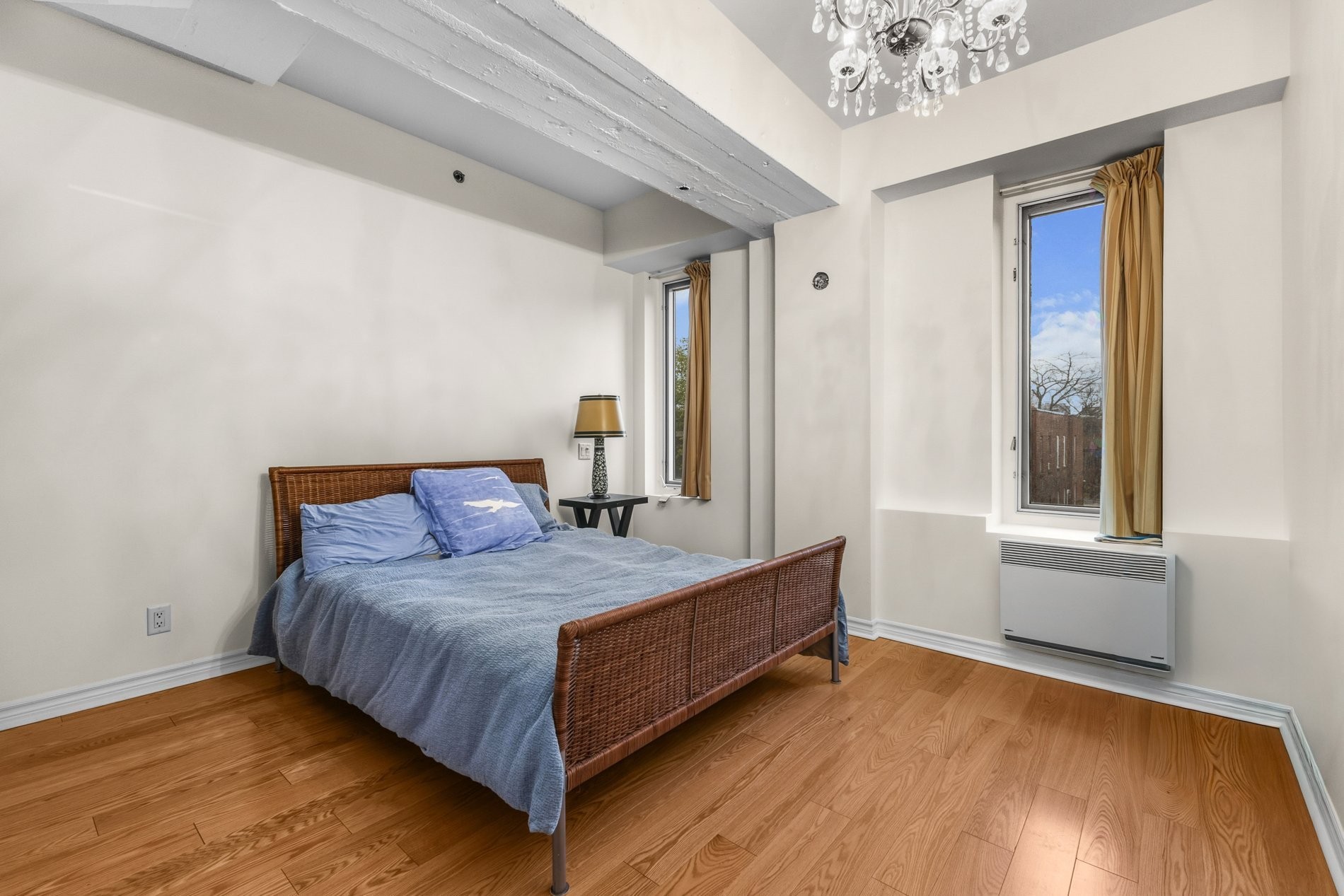 









1275


Av. Van Horne

, 41,
Montréal (Outremont),




QC
H2V1K5

