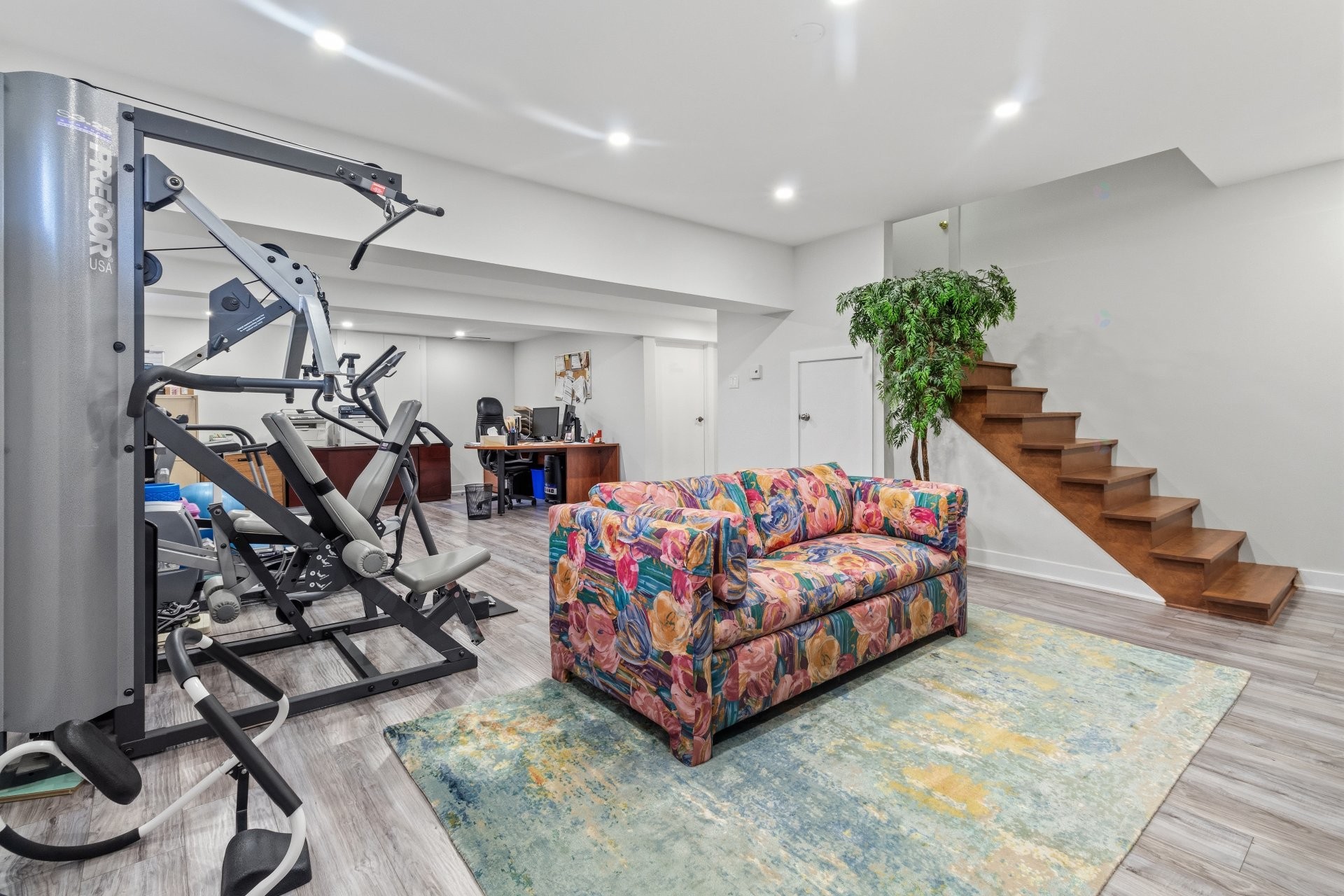 









529


Rue Fouquet

,
Laval (Sainte-Dorothée),




QC
H7X3J5

