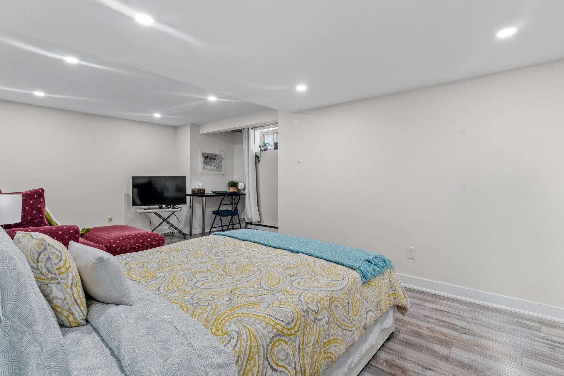 









529


Rue Fouquet

,
Laval (Sainte-Dorothée),




QC
H7X3J5

