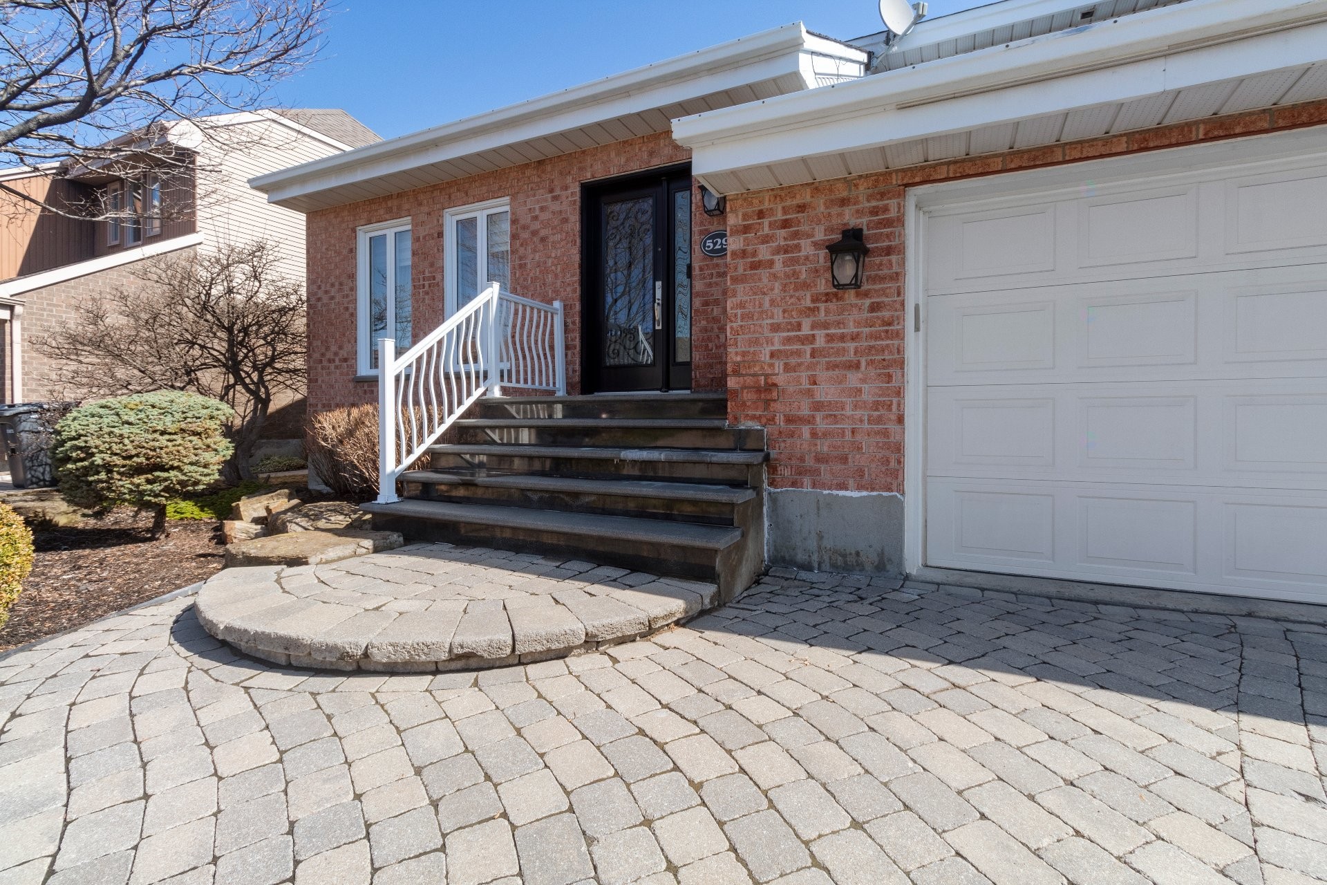 









529


Rue Fouquet

,
Laval (Sainte-Dorothée),




QC
H7X3J5

