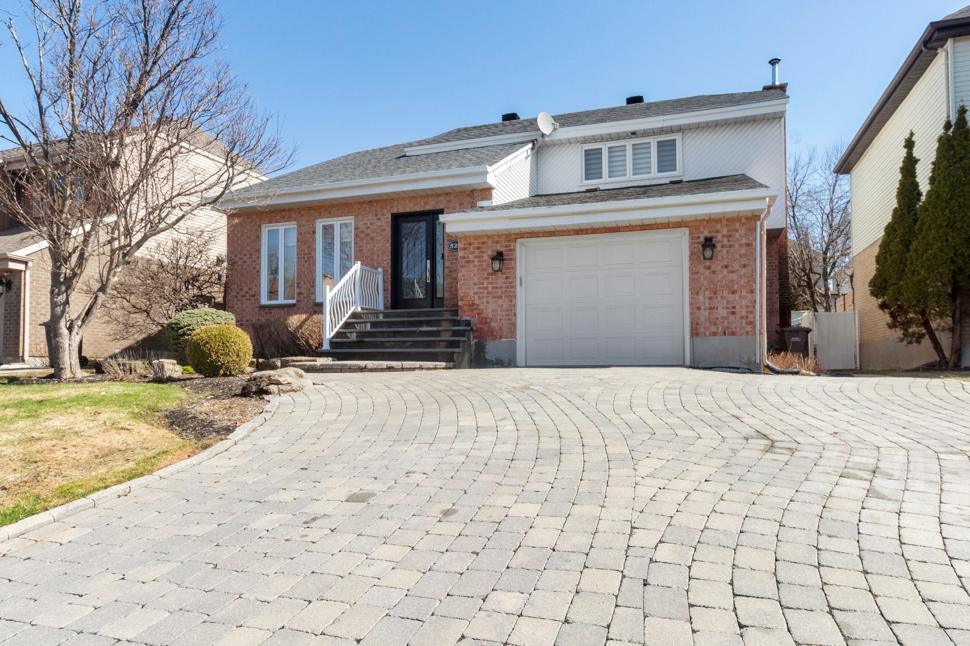 









529


Rue Fouquet

,
Laval (Sainte-Dorothée),




QC
H7X3J5

