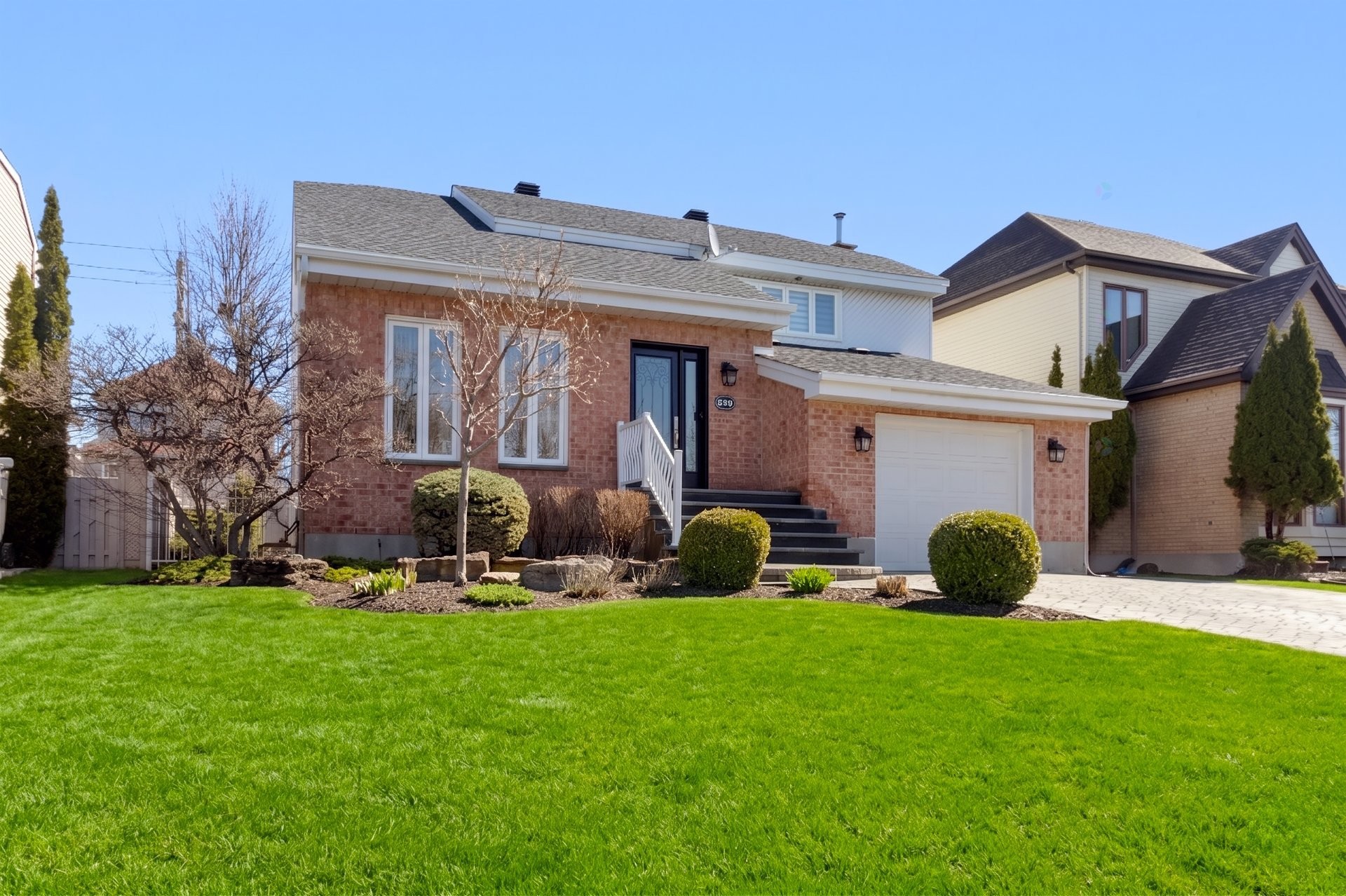 









529


Rue Fouquet

,
Laval (Sainte-Dorothée),




QC
H7X3J5

