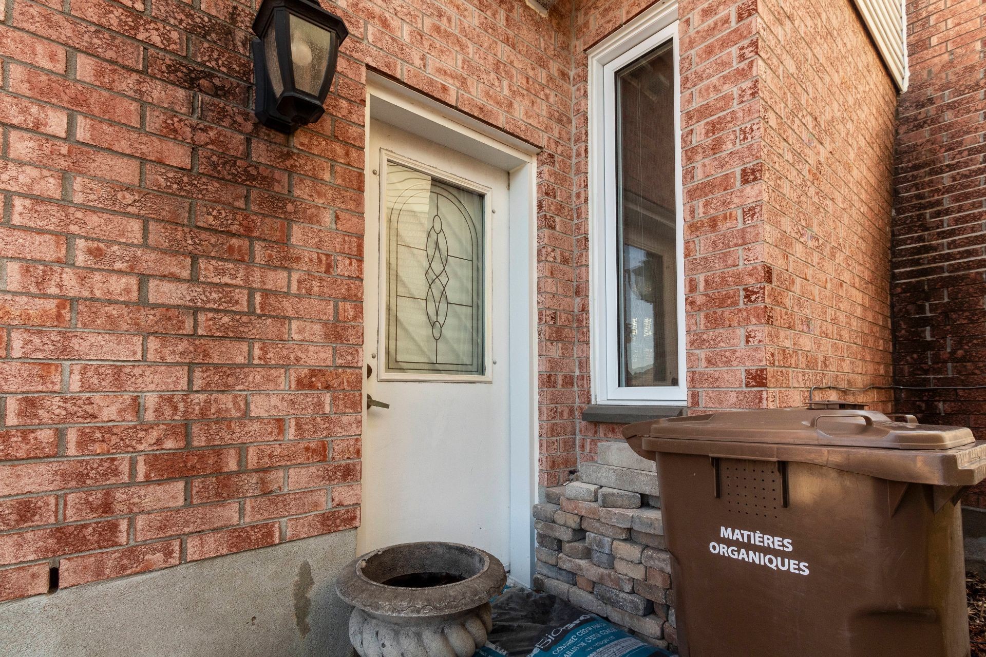 









529


Rue Fouquet

,
Laval (Sainte-Dorothée),




QC
H7X3J5

