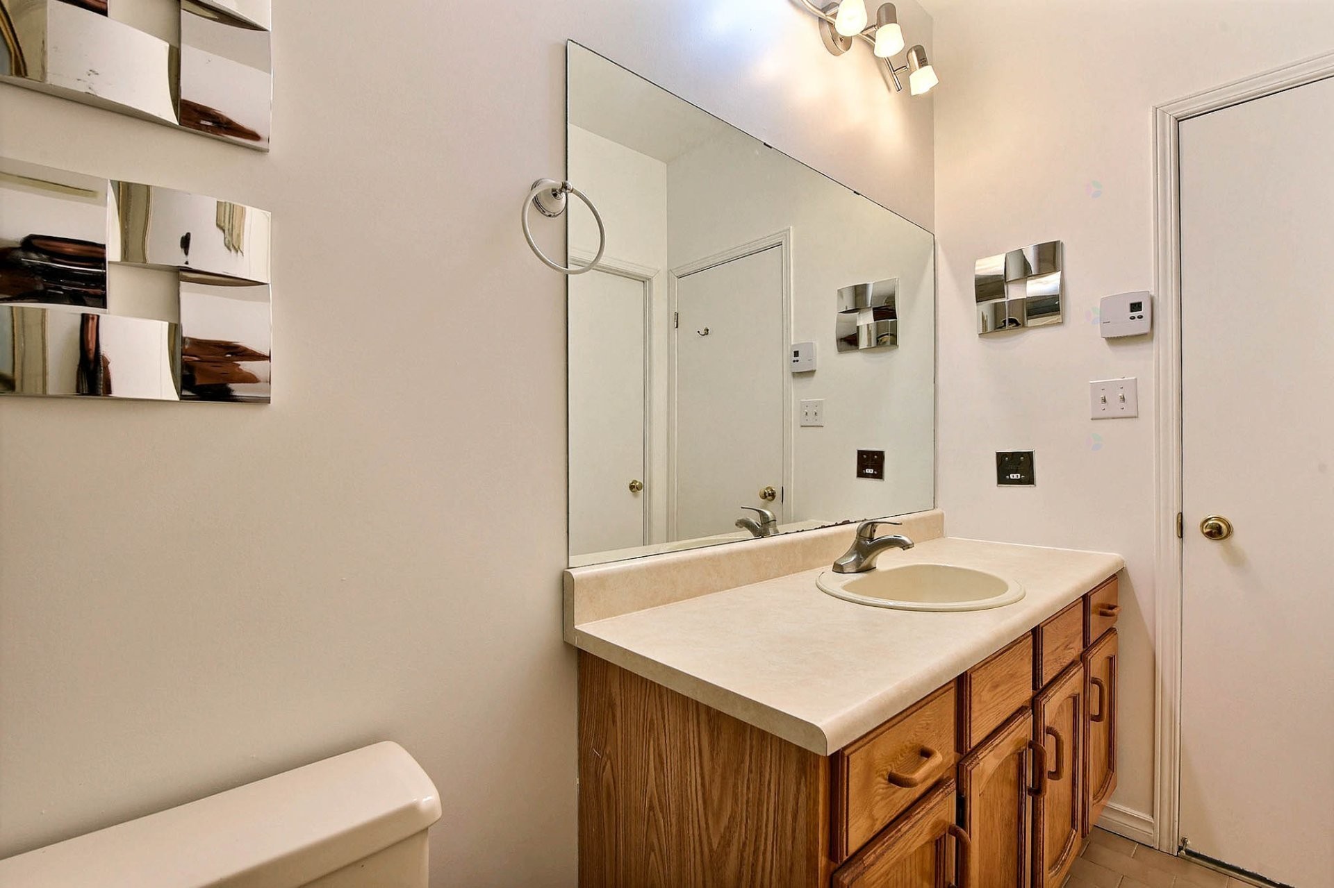 









1501


Rue Notre-Dame O.

, 1,
Montréal (Ville-Marie),




QC
H3C1L2

