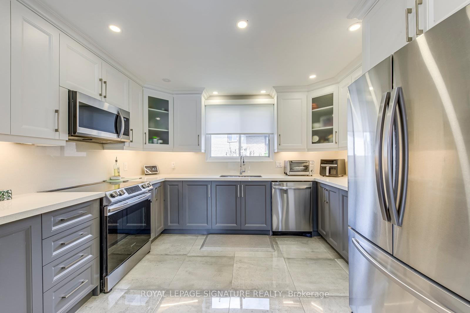 









50


Ironwood

Crescent,
Hamilton,




ON
L8W 3B8

