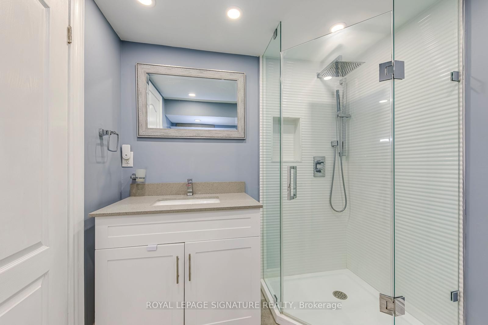 









50


Ironwood

Crescent,
Hamilton,




ON
L8W 3B8

