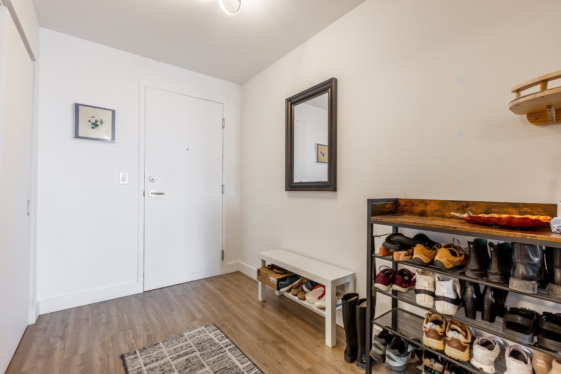 









8


Av. Donegani

, 809,
Pointe-Claire,




QC
H9R0E8

