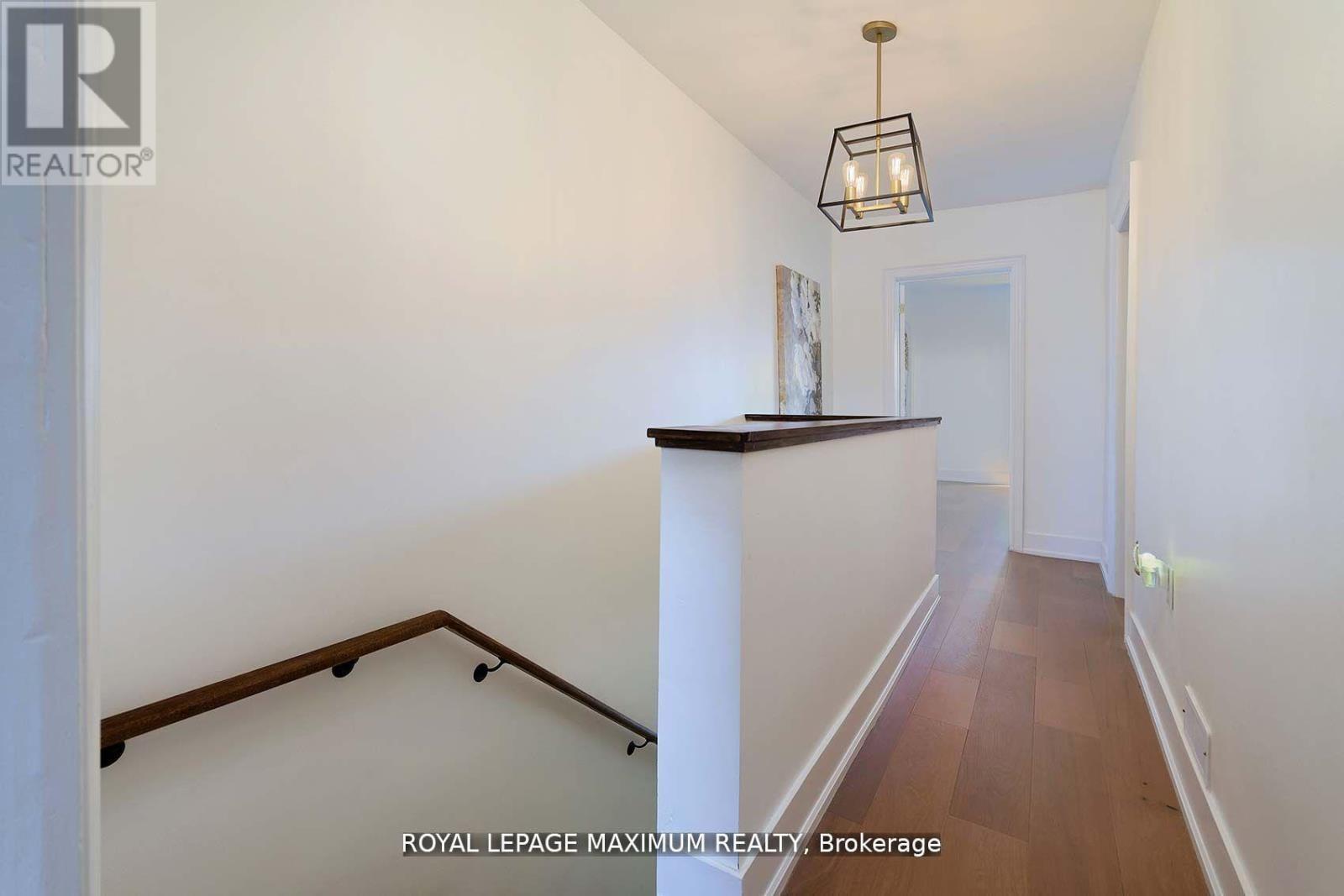 












132 WALLACE AVENUE

,
Toronto,




Ontario
M6H1T5

