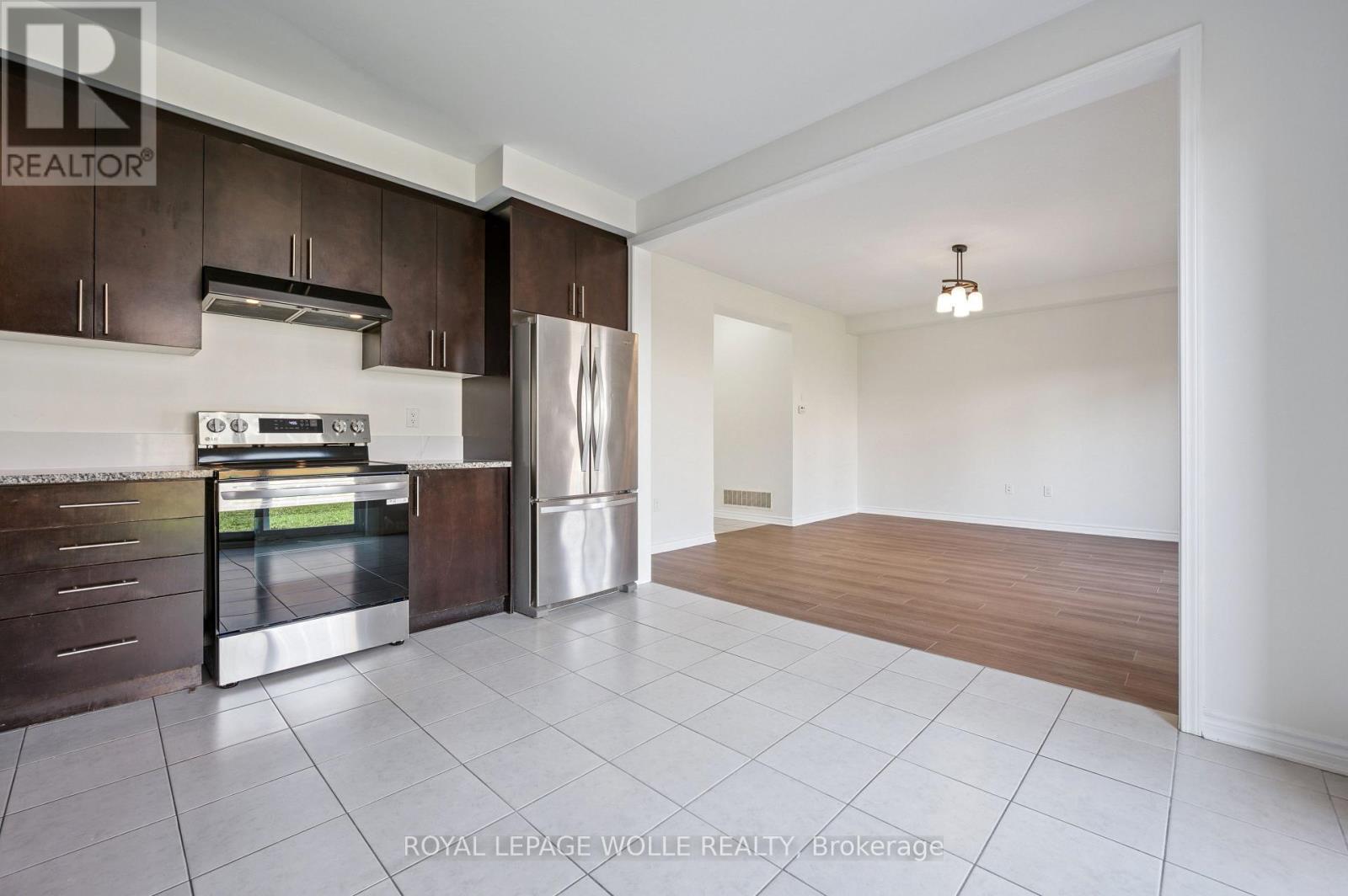 












267 GROVEHILL CRESCENT

,
Kitchener,




Ontario
N2R0K8

