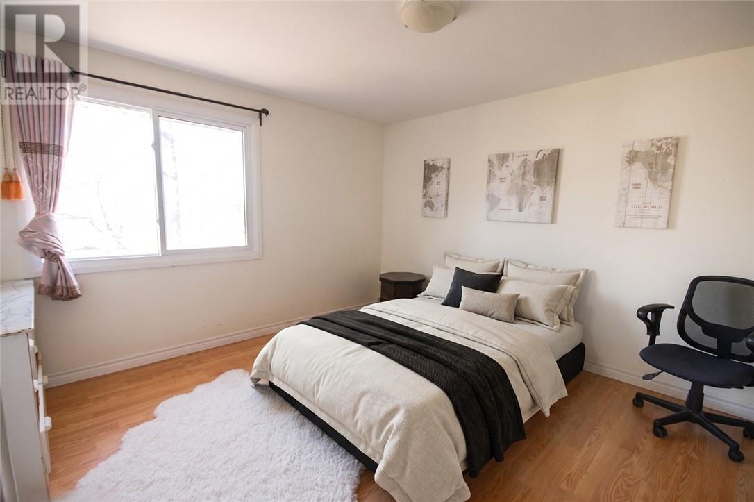 












62 Gill Street

,
Sudbury,




Ontario
P3E1W5

