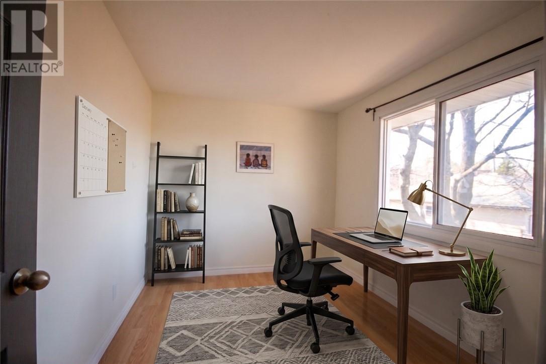 












62 Gill Street

,
Sudbury,




Ontario
P3E1W5

