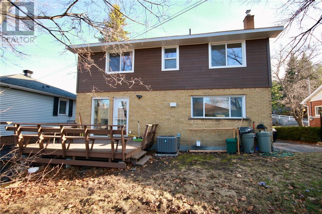 












62 Gill Street

,
Sudbury,




Ontario
P3E1W5


