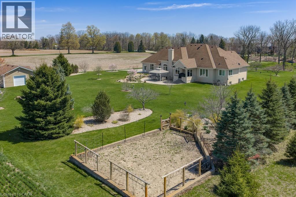 












365 ROBINSON Road

,
Brantford,




Ontario
N3T0L7

