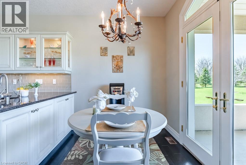












365 ROBINSON Road

,
Brantford,




Ontario
N3T0L7

